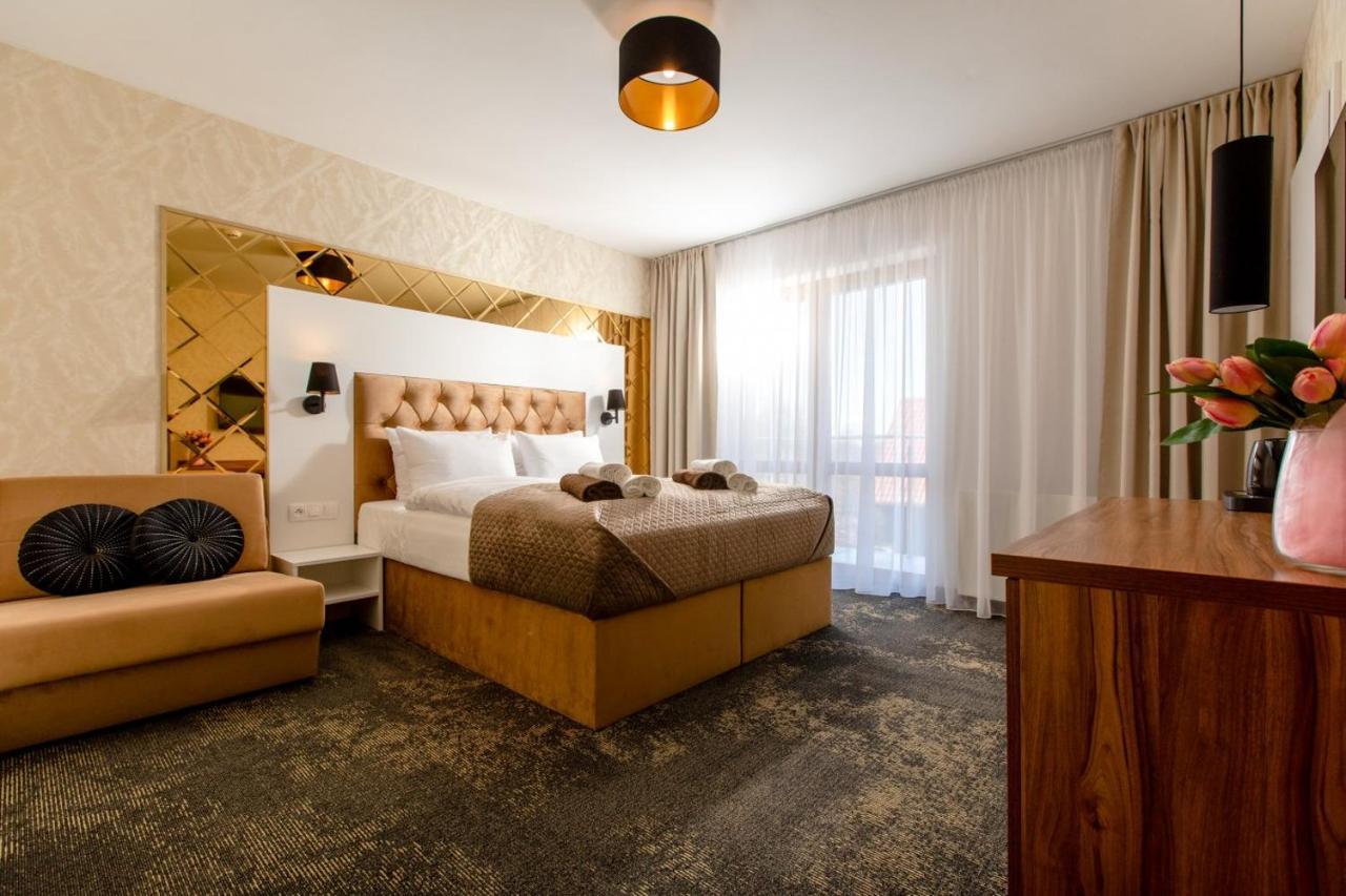 Promocje Amber Park Spa نيخوجة المظهر الخارجي الصورة