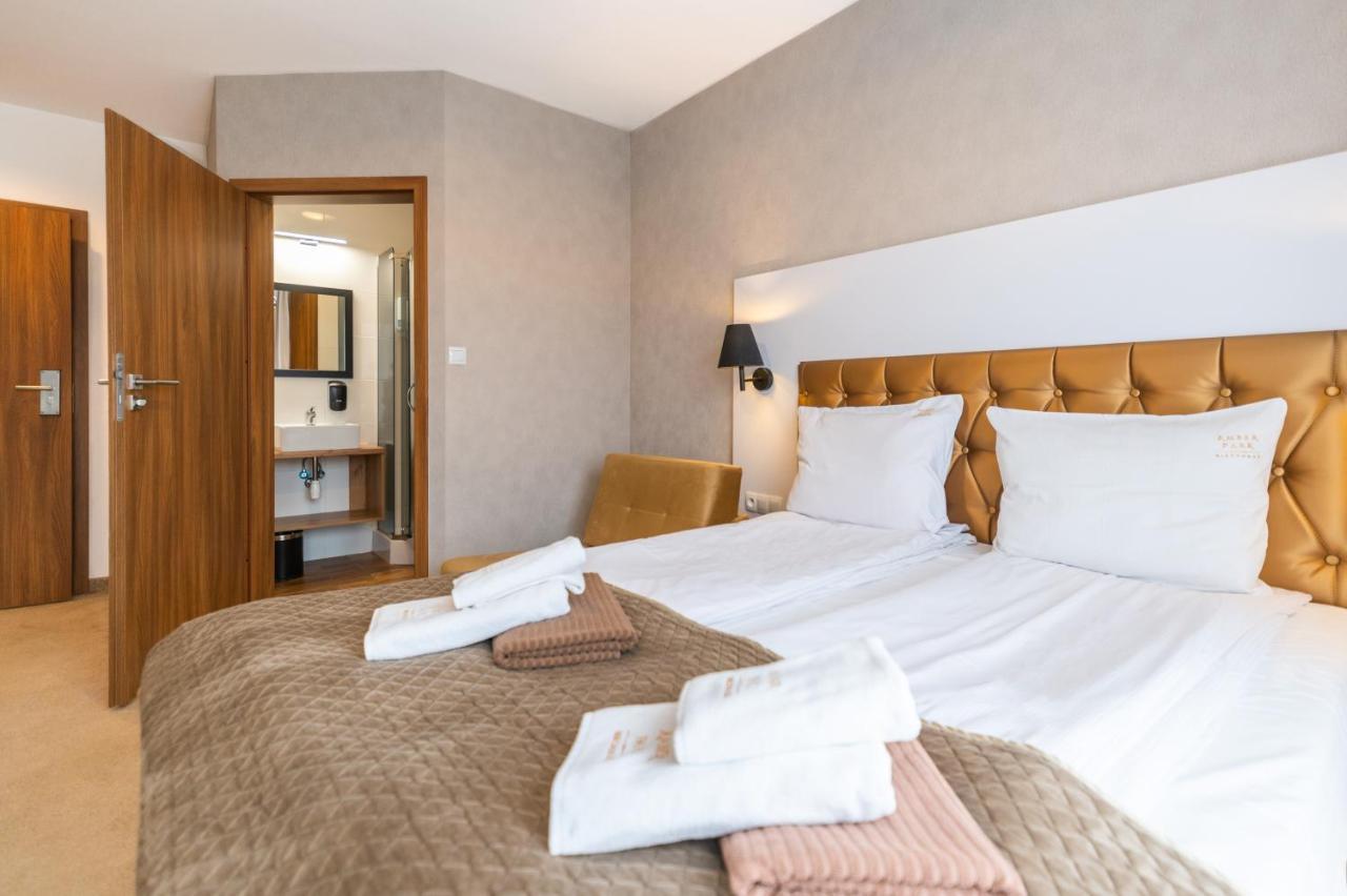 Promocje Amber Park Spa نيخوجة المظهر الخارجي الصورة