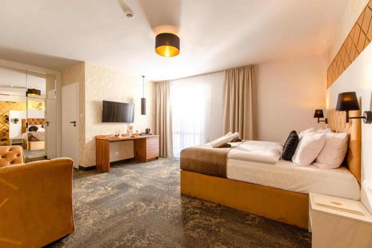 Promocje Amber Park Spa نيخوجة المظهر الخارجي الصورة