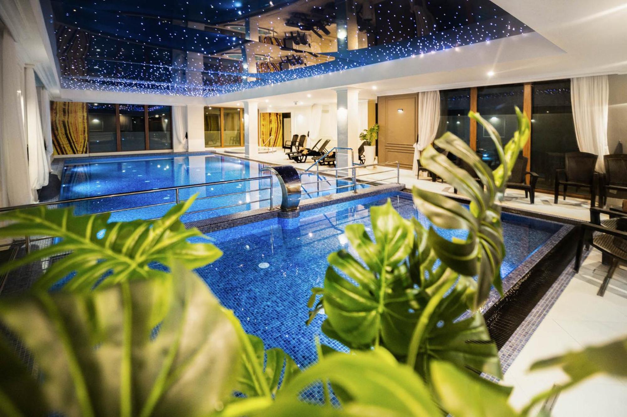 Promocje Amber Park Spa نيخوجة المظهر الخارجي الصورة