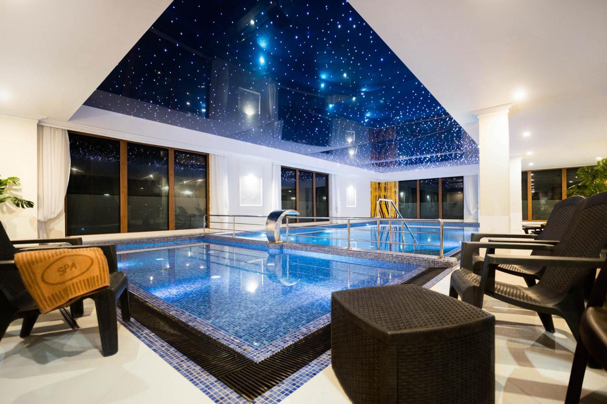 Promocje Amber Park Spa نيخوجة المظهر الخارجي الصورة